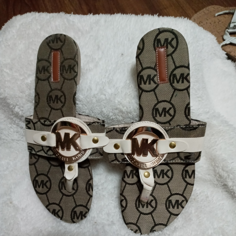 Women's sandals